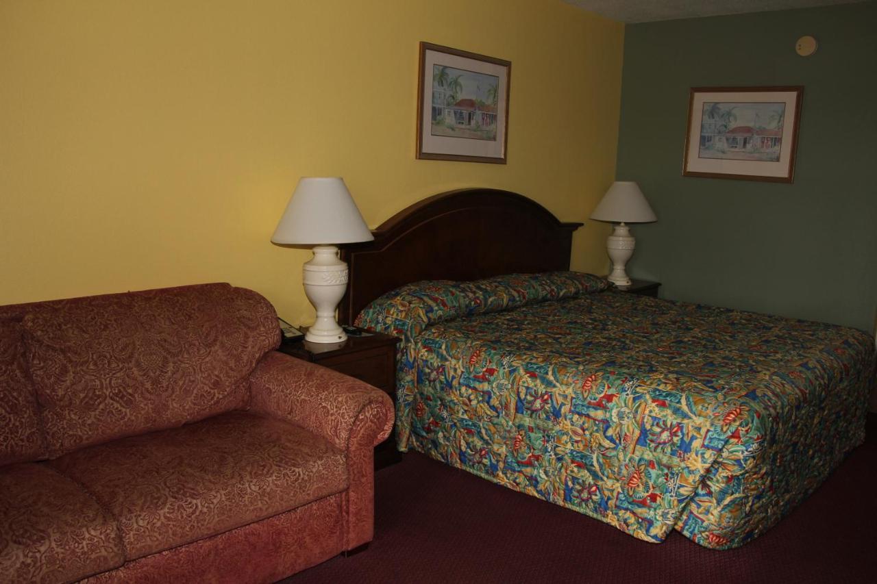 Americas Best Value Inn Cocoa/Port Canaveral Стая снимка