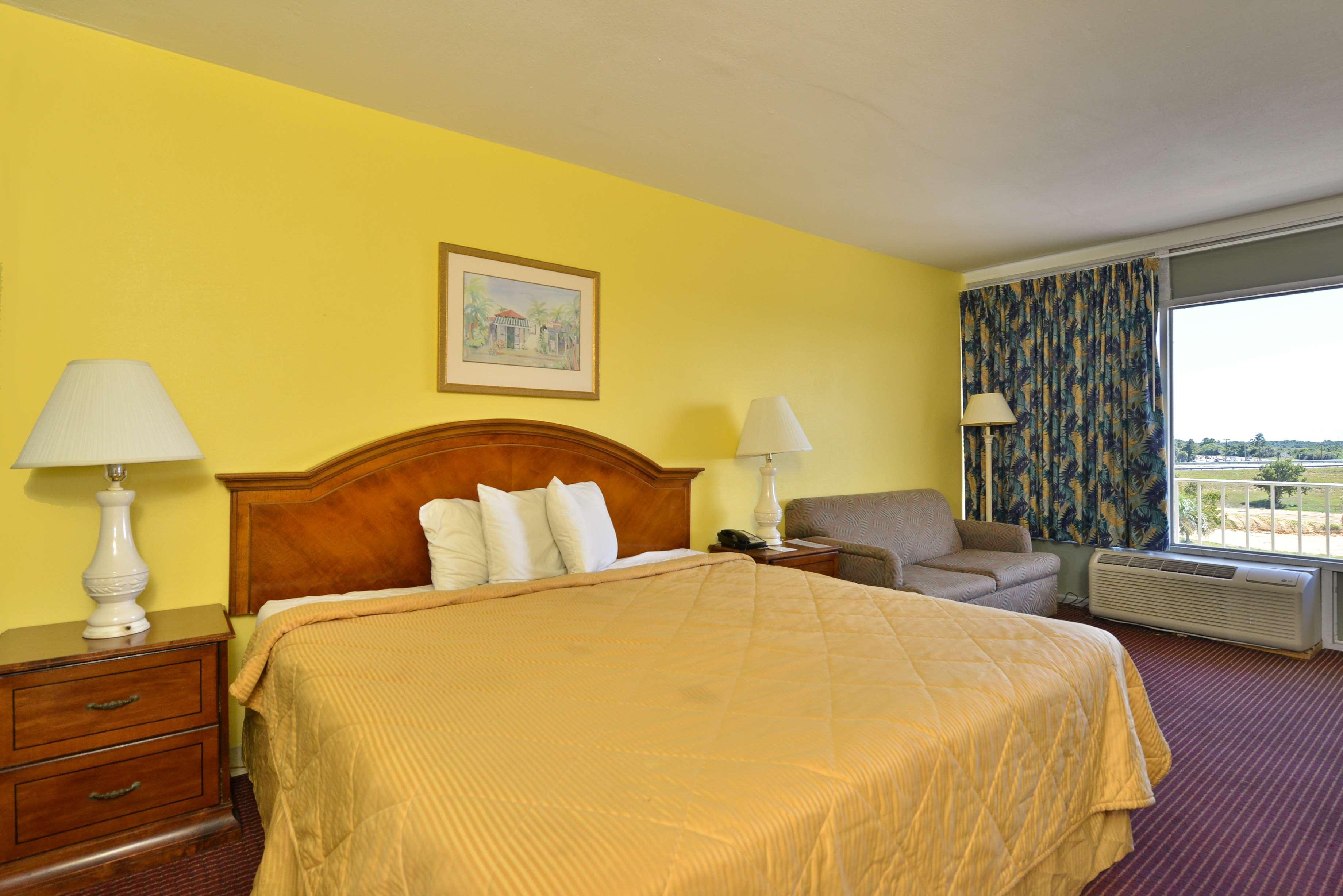 Americas Best Value Inn Cocoa/Port Canaveral Екстериор снимка